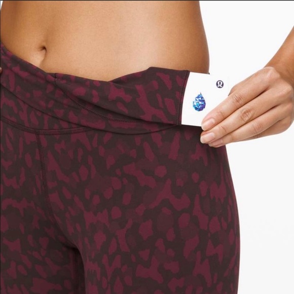 Lulu Lemon Align Leggings 25’ - Picture 3 of 4